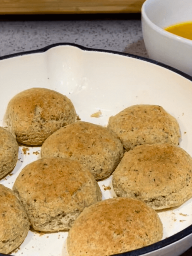 Low Carb Dinner Rolls Story