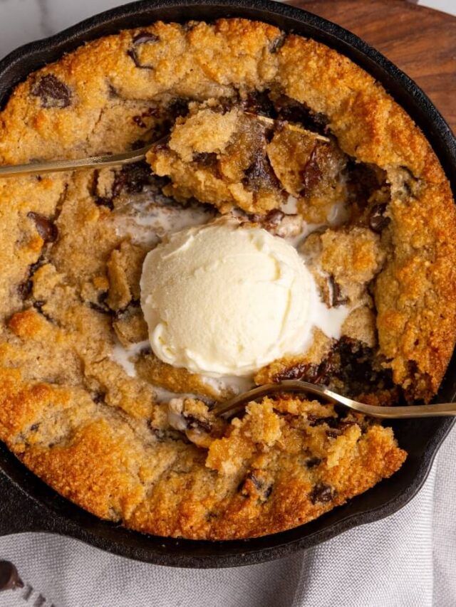 Low Carb Cookie Skillet Story