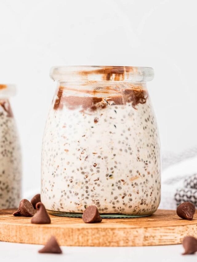 Peanut Butter Overnight Oats (Chocolate Shell)