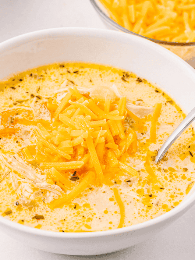 cropped-low-carb-chicken-pot-soup-4.png