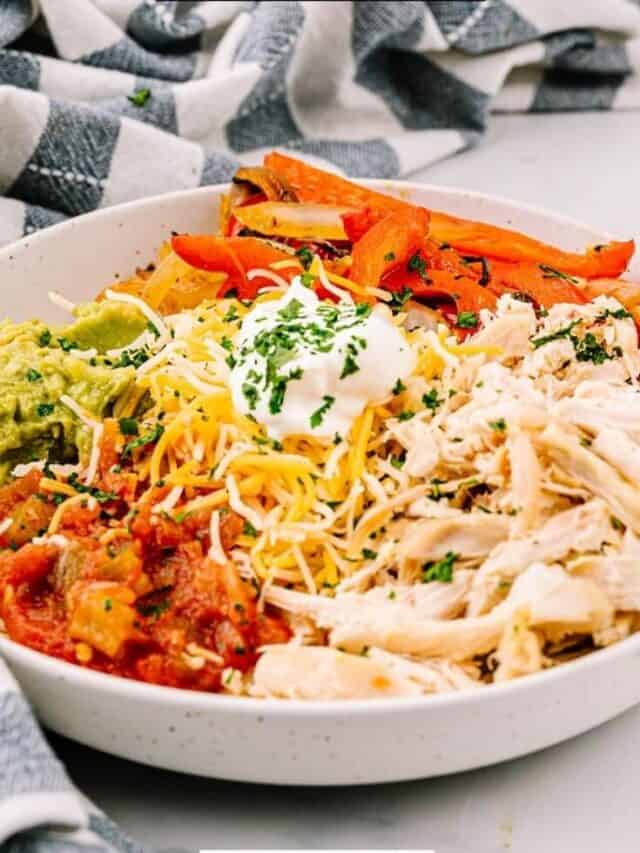 Best Healthy Chicken Chipotle Bowl Recipe! Keto Chicken Dinner Ideas.