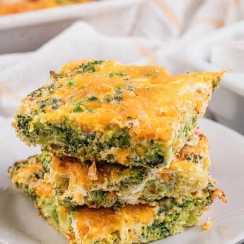 Start your day with a quick easy egg bake that’s as delicious as it is nutritious. Perfect for a low carb low calorie high protein breakfast, this recipe is ideal for keto enthusiasts and anyone seeking brunch ideas unique enough to impress. Try this egg bake keto low carb dish that combines convenience with flavor, making it the ultimate egg bake low carb option!