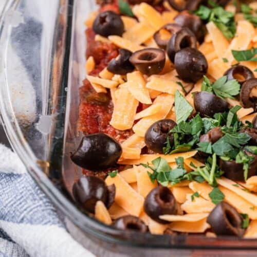 Best Taco Dip Recipe: taco dip sour cream taco seasoning quick and easy party snacks finger foods easy potluck appetizers crowd pleasers appetizer ideas